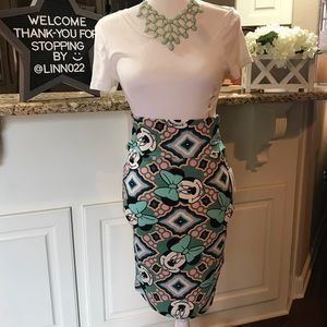 NWT Lularoe Disney Mini-Mouse Cassie Pencil Skirt
